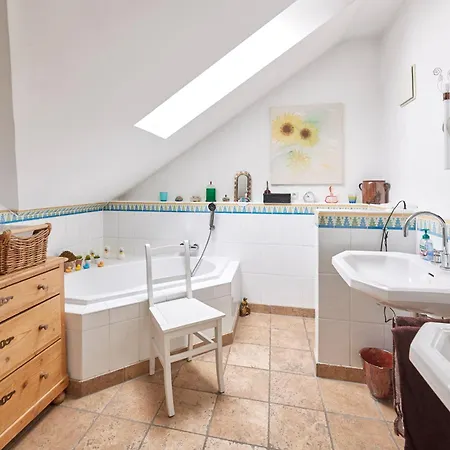 Lägenhet 3,5 Zimmer Traumwohnung Im Dg Mit Balkon